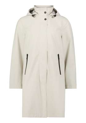 Gil-Bret_241_7400_241-  