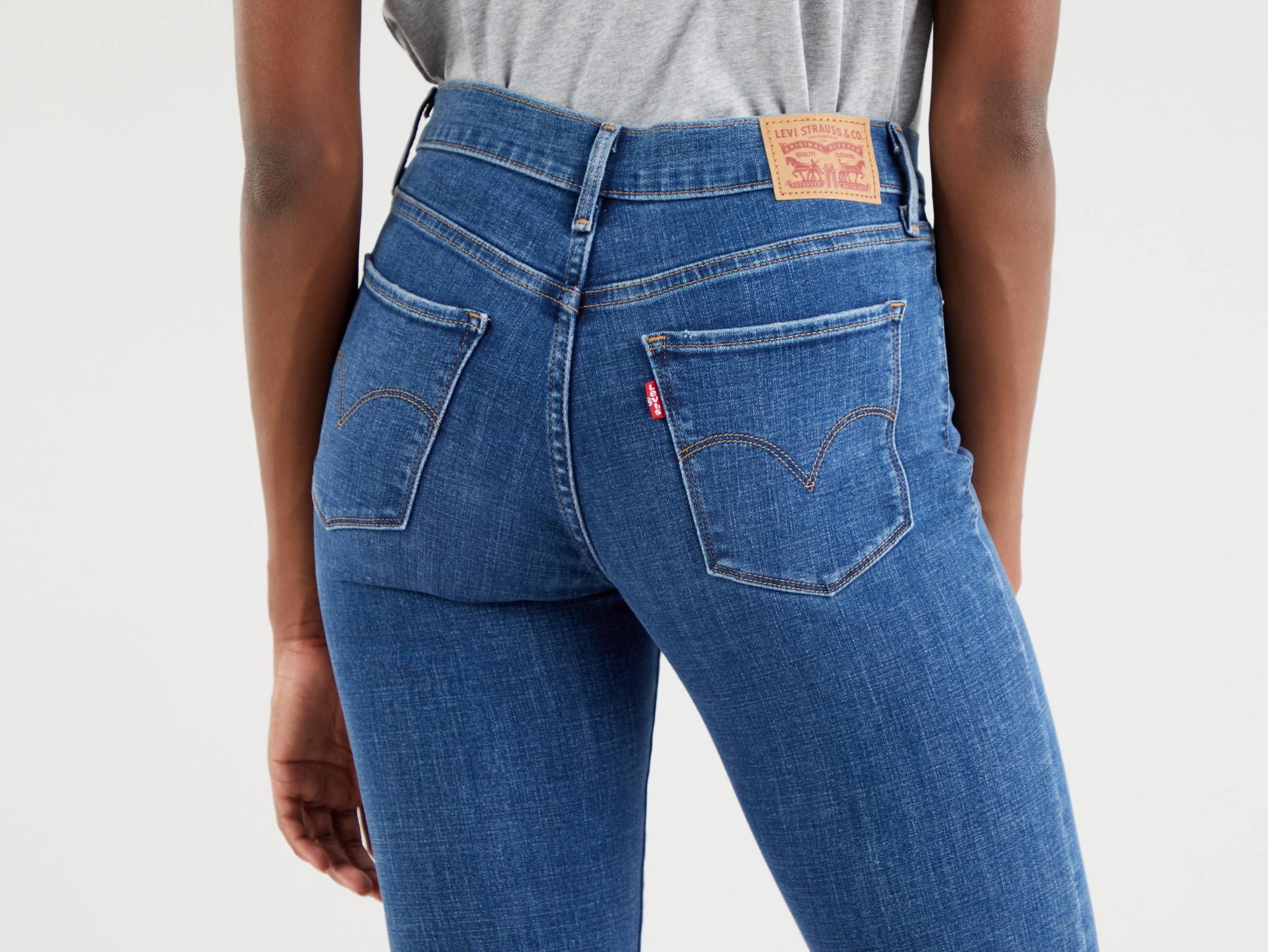LEVI'S 312™ Shaping Slim Jeans 10603260